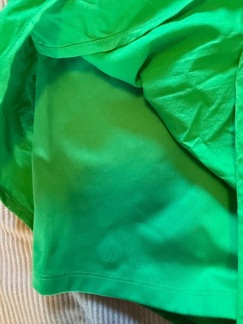 All in Motion XS 3-Piece Workout Set in Vibrant Green: Shorts, Bra & Top - Picture 12 of 12